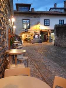 the outdoor tables of the cider house